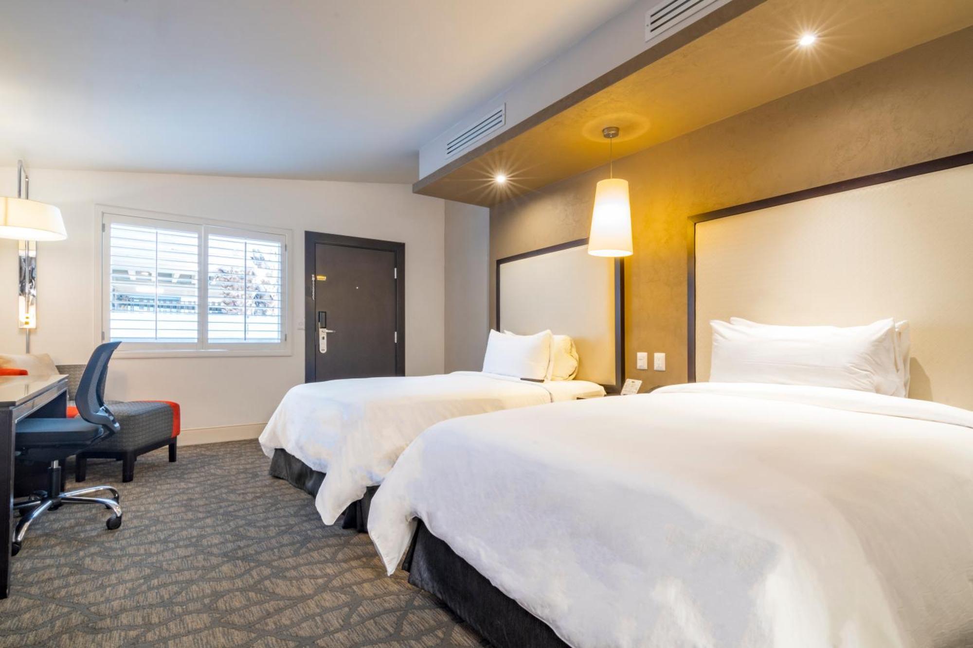 Hotel Lucerna Mexicali Bagian luar foto