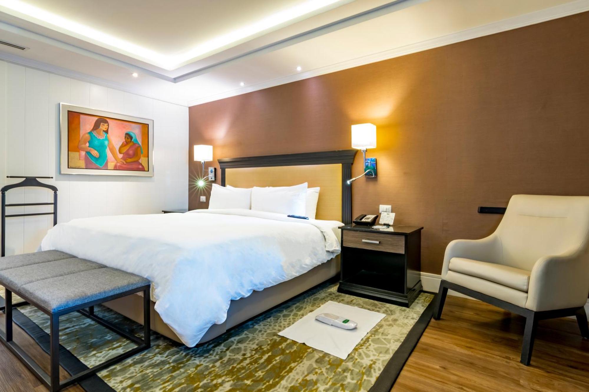 Hotel Lucerna Mexicali Bagian luar foto