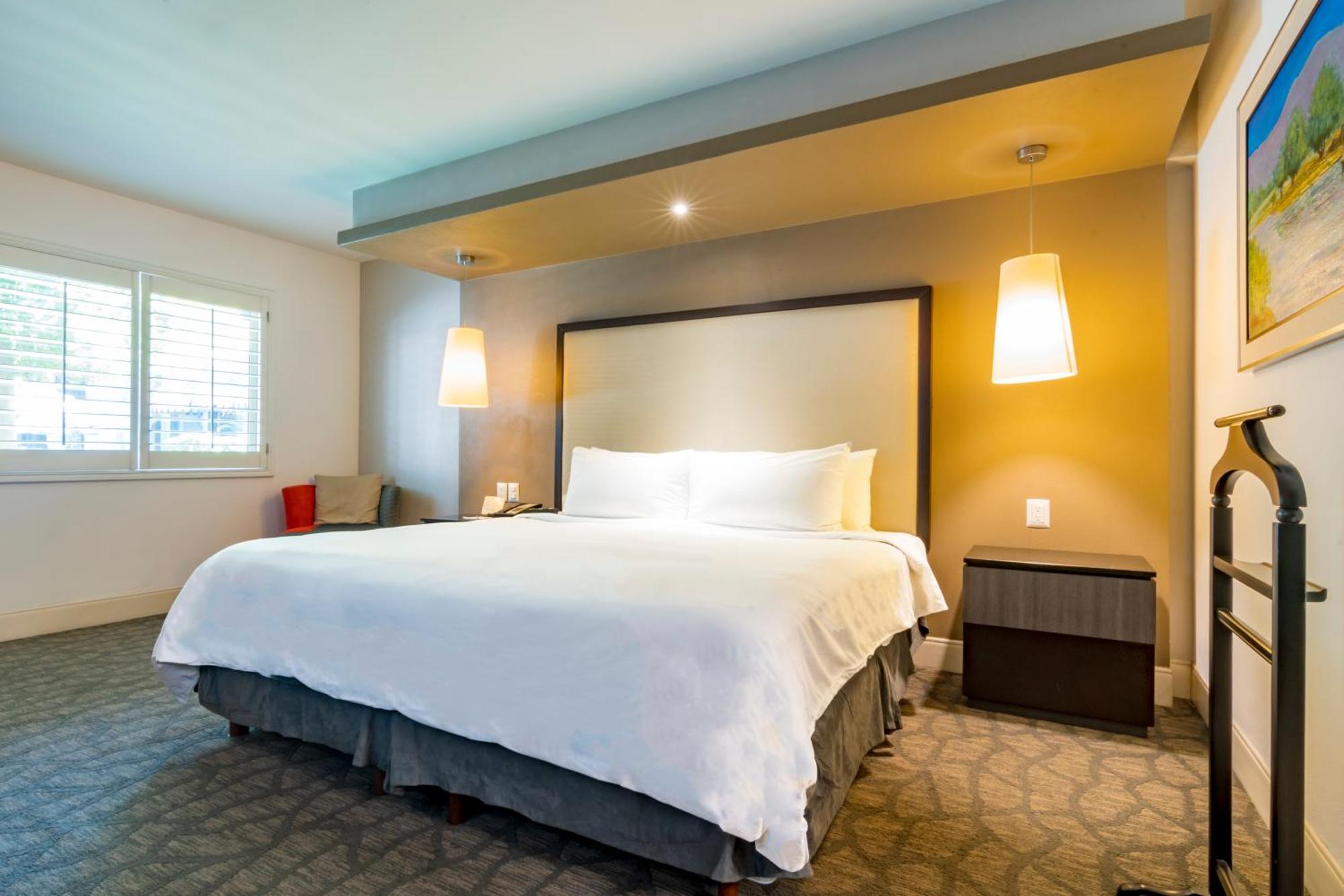 Hotel Lucerna Mexicali Bagian luar foto
